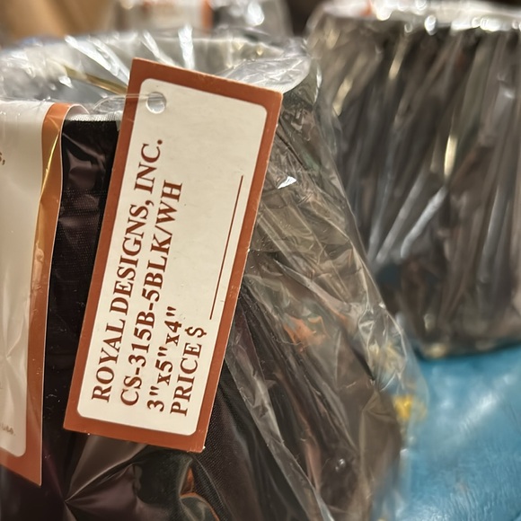 Royal Designs Inc beaded bell clip on chandelier shade - Picture 7 of 7